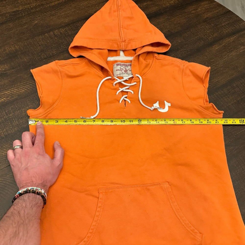 TRUE RELIGION MEN'S LACE UP SLEEVELESS HOODIE 100% COTTON #29100-00 SIZE XL - Picture 8 of 11